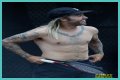 Pete Wentz is no longer flat-ironing his hair: better or worse?